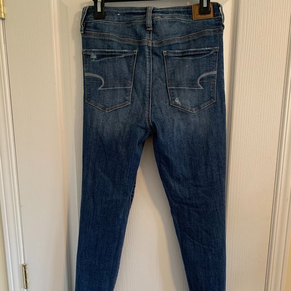 American Eagle Super Hi-Rise Rip Stretch Jegging - Picture 2 of 7